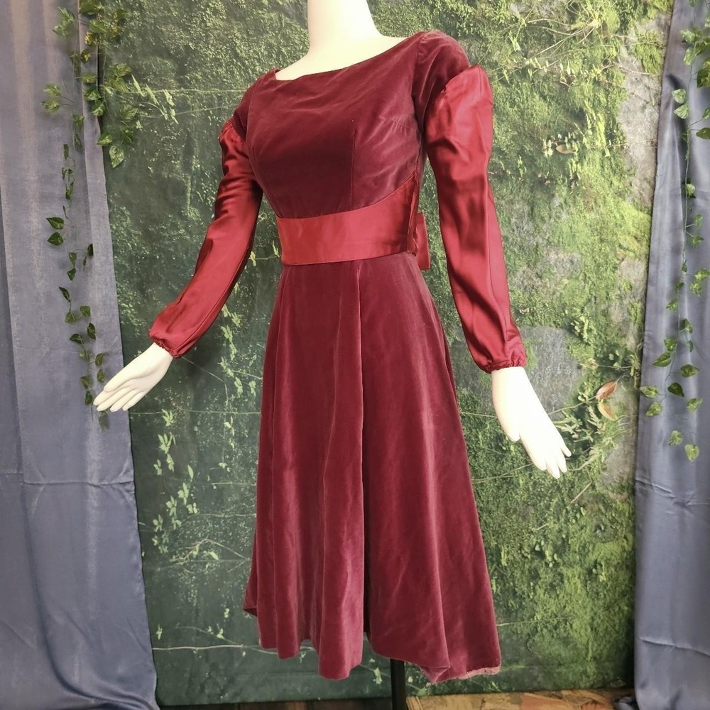 Vintage Medieval Renaissance Revival Red-ish Velvet Satin Sleeve Dress Gown AsIs